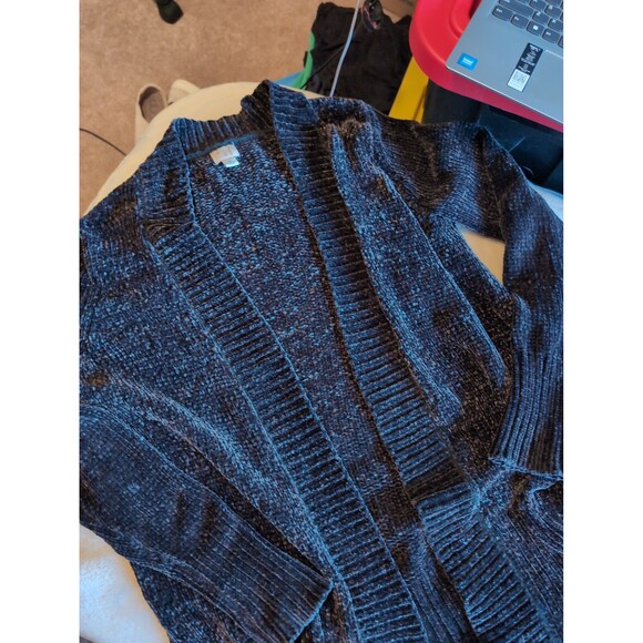 Super soft black cardigan size medium - Picture 1 of 5